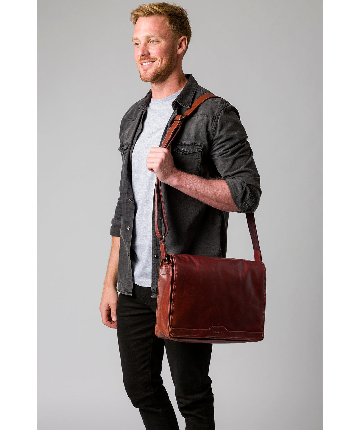 'Zico' Conker Brown Leather Messenger Bag