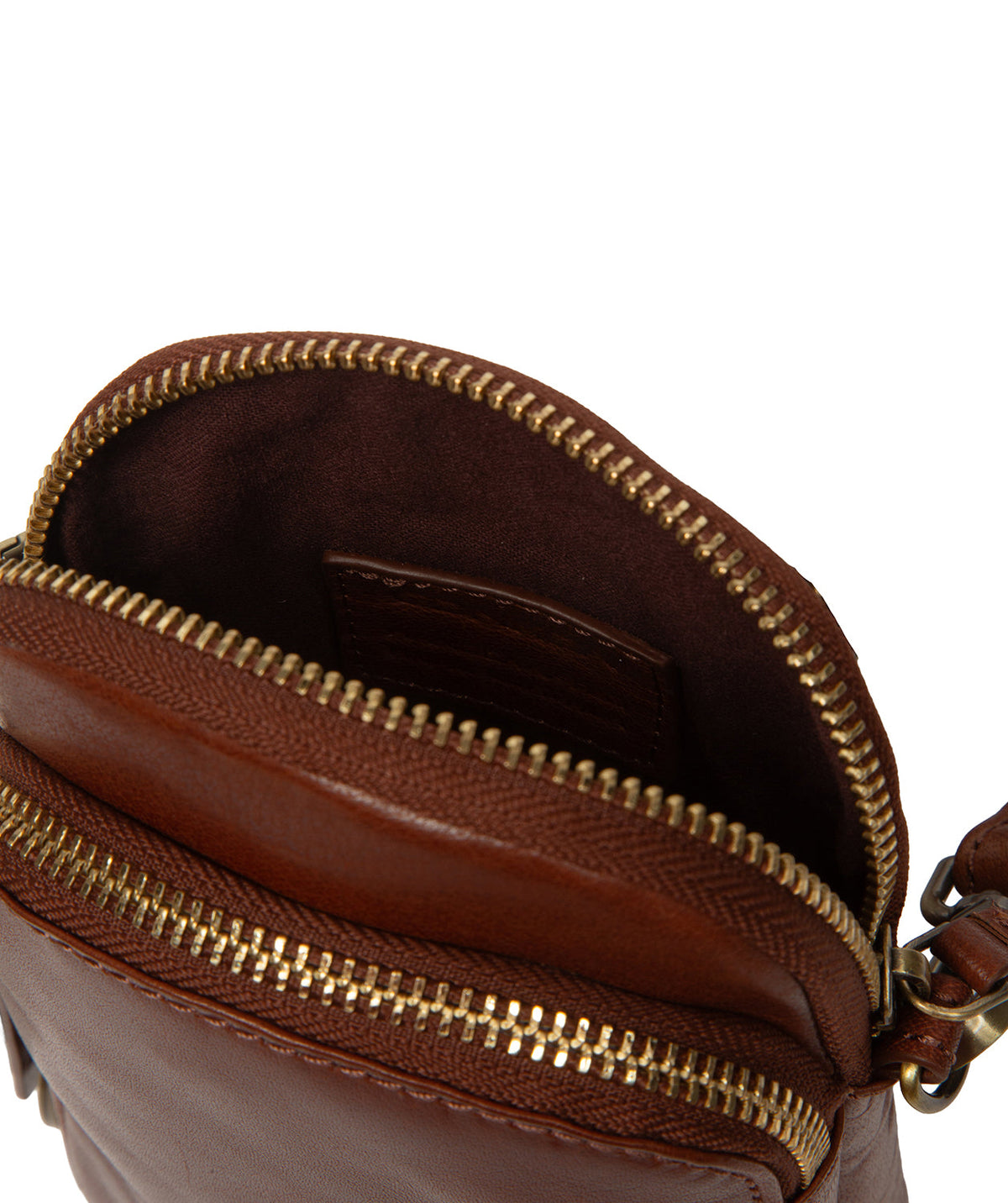 Full bag with shoulder strap extended