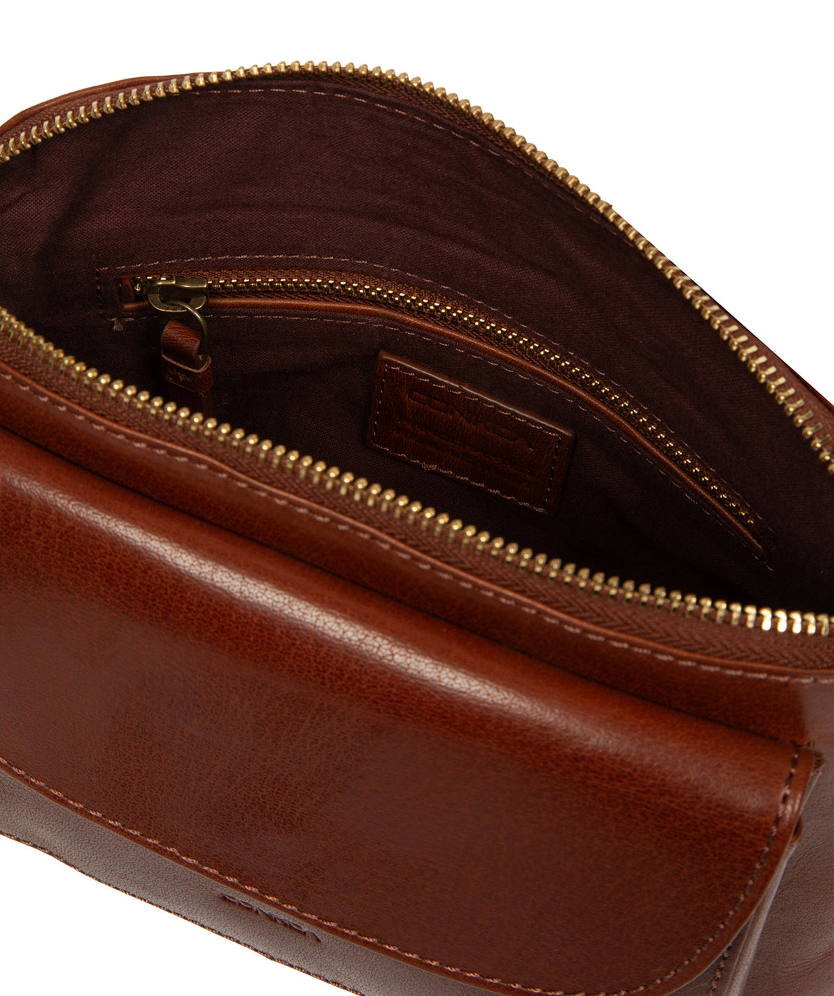 Brass zip and metal fittings on Conker Brown leather bag